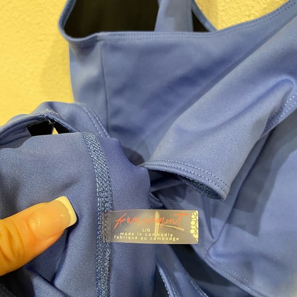 Free People Movement Back It Up Onesie Size Large EUC - Picture 3 of 4